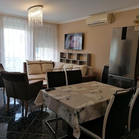 Bettina47 Apartman Hajdúszoboszló Extérieur photo